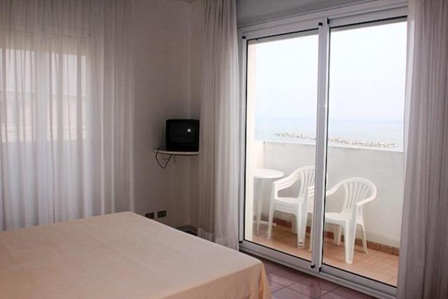 Hotel Bellavista-Olympic Rimini Buitenkant foto