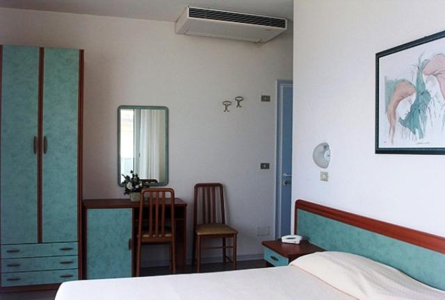 Hotel Bellavista-Olympic Rimini Buitenkant foto
