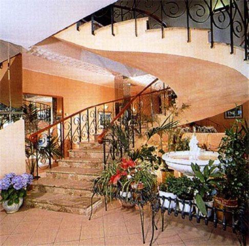 Hotel Bellavista-Olympic Rimini Buitenkant foto
