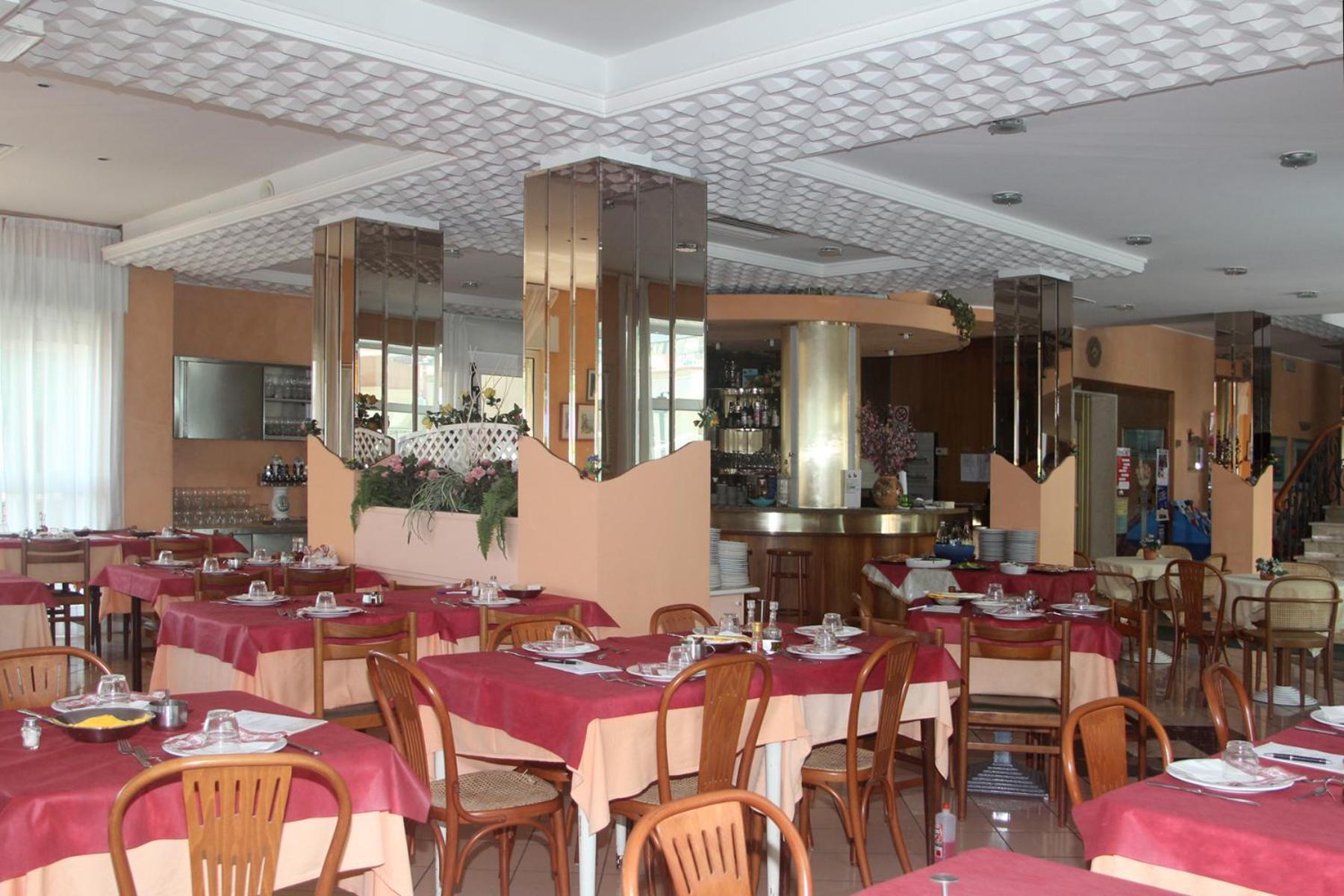 Hotel Bellavista-Olympic Rimini Buitenkant foto